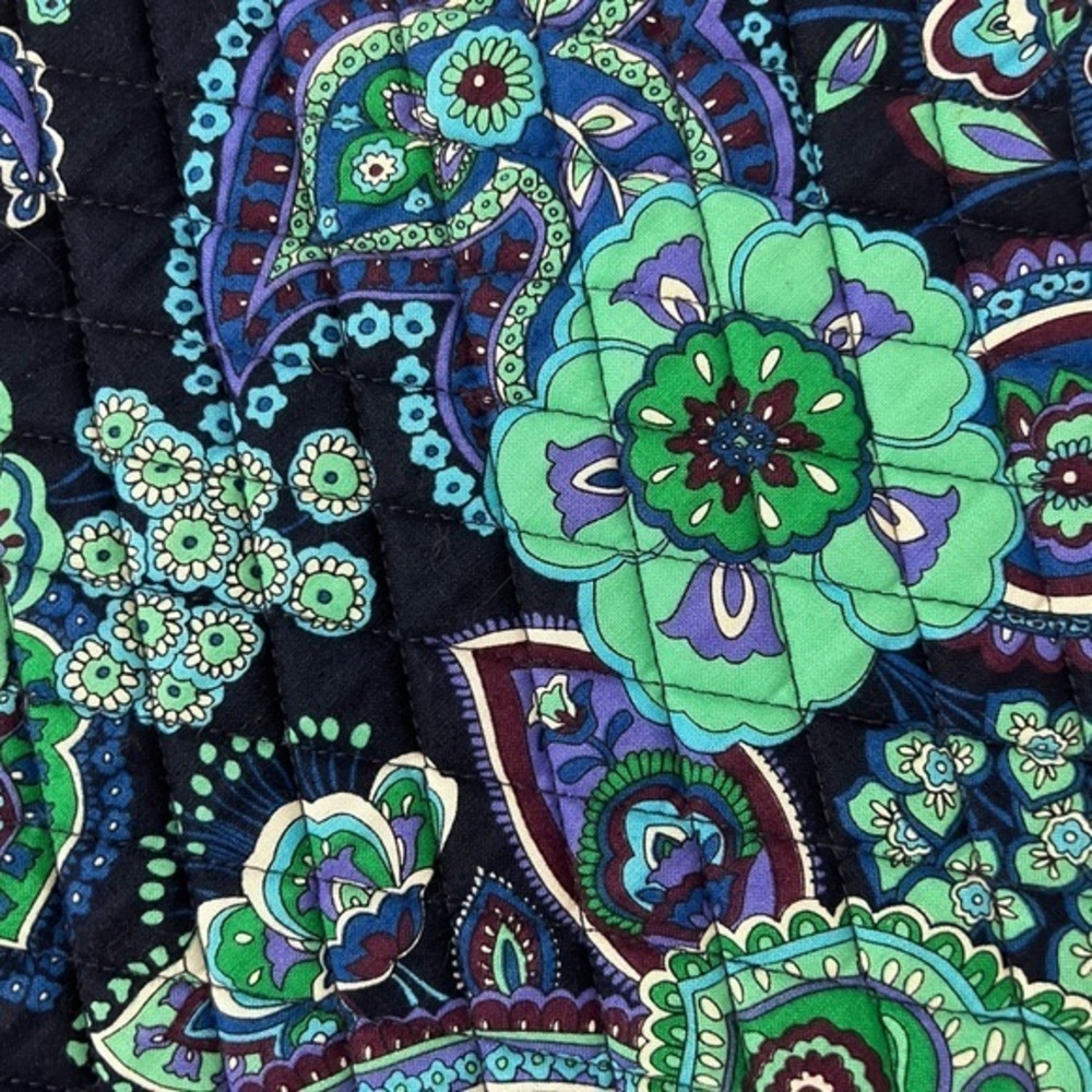 Vera Bradley - Picture 14 of 14